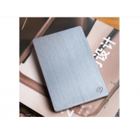 希捷（Seagate）4TB 移动硬盘 Plus睿品 2.5英寸 金属拉丝外壳 轻薄便携 